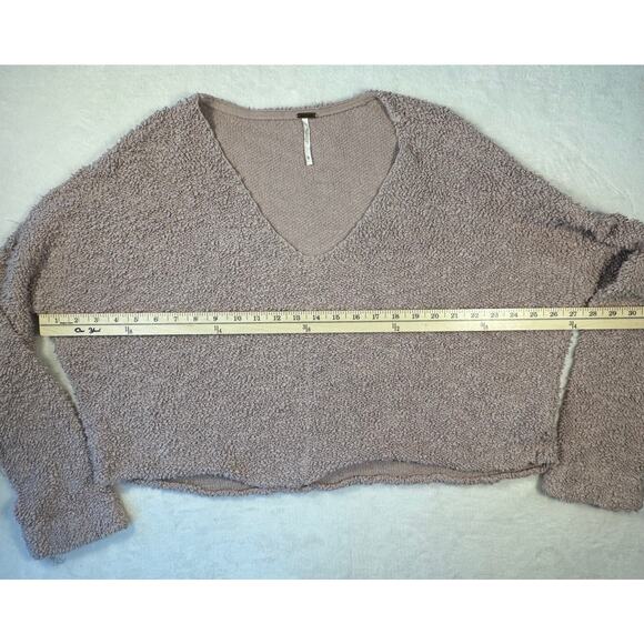 Free People Pink Mauve Boucle V Neck Pullover Crop Boxy Sweater Top Large - Picture 8 of 8